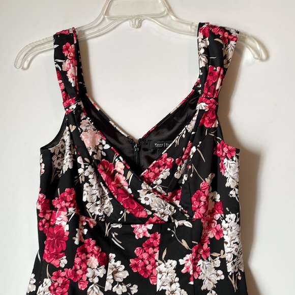White House Black Market Women's Size 4  Fit & Flare Dress Floral - Picture 3 of 11
